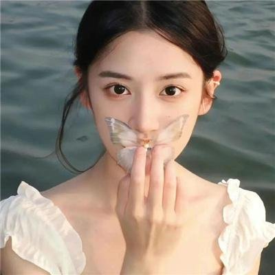 红色八爪女